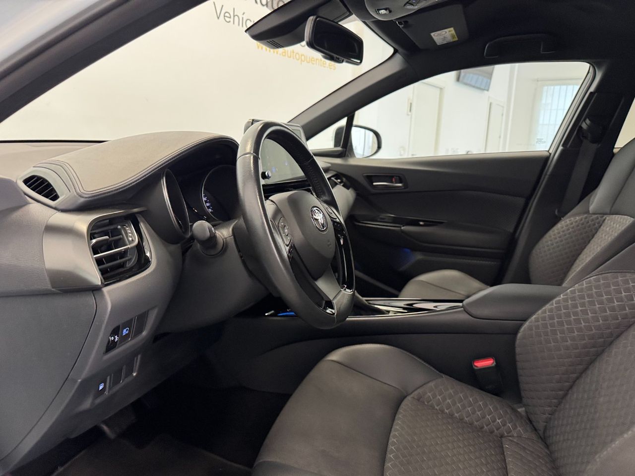 Toyota C-HR ADVANCE miniatura 14