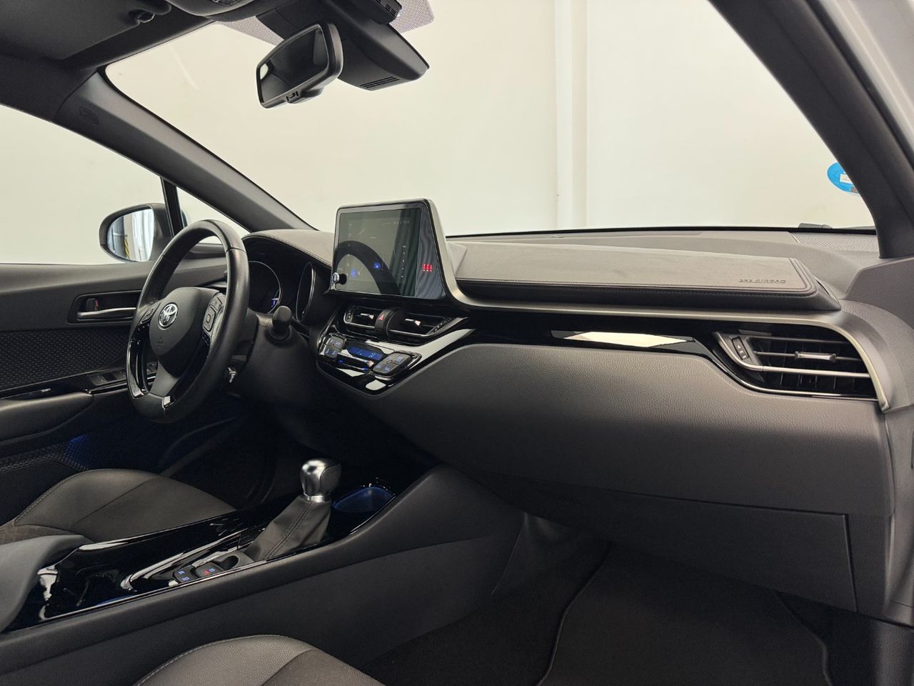 Toyota C-HR ADVANCE foto 12