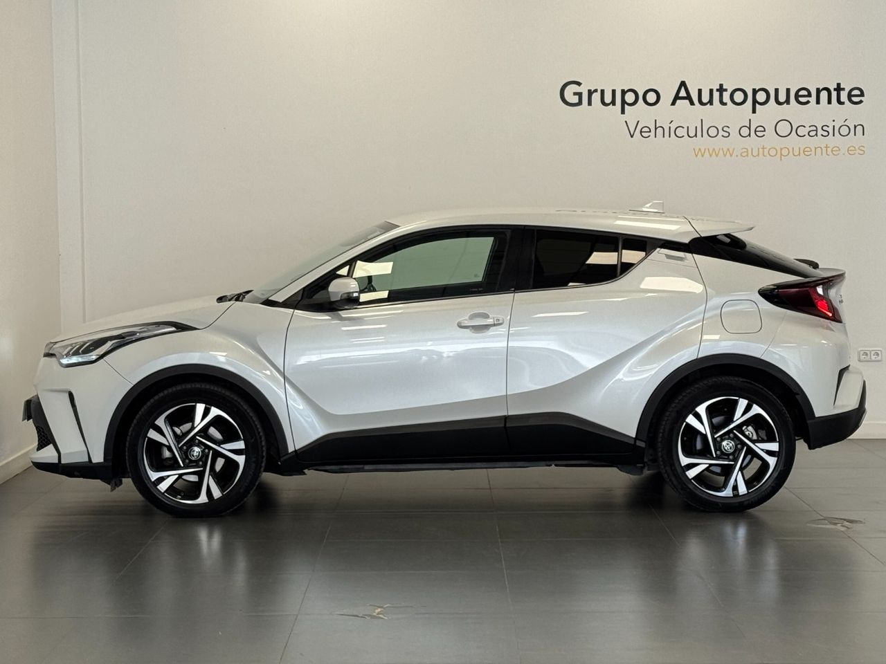 Toyota C-HR ADVANCE foto 6
