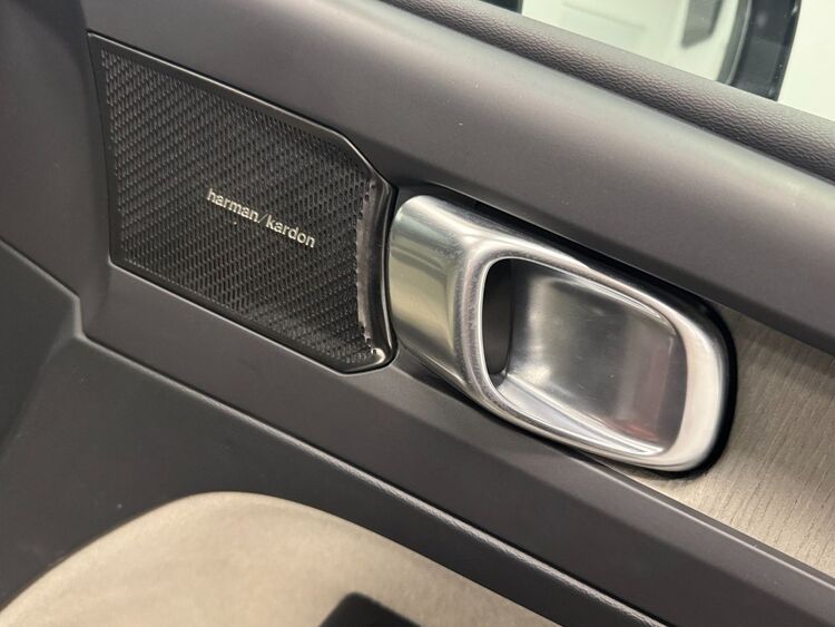 Volvo XC40 INSCRIPTION foto 30