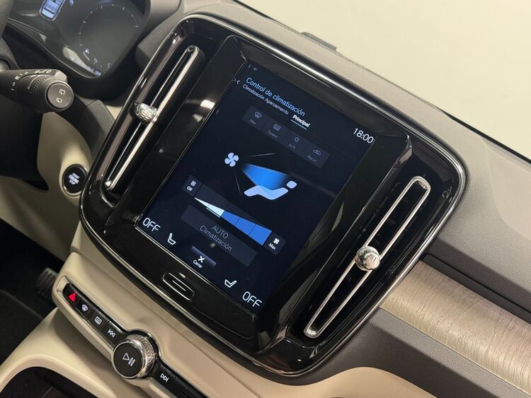 Volvo XC40 INSCRIPTION foto 38