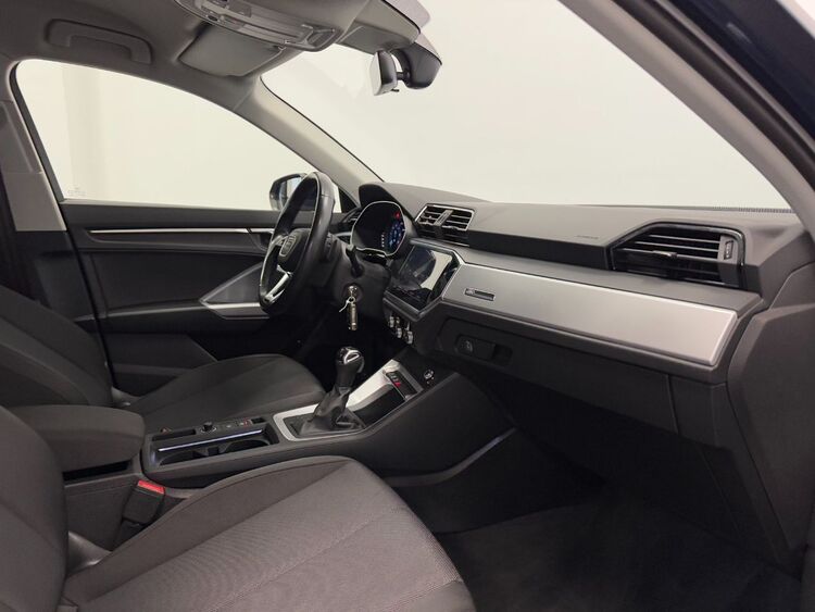 Audi Q3 ADVANCED foto 22