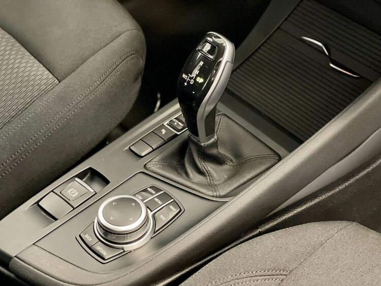 BMW X1 SDRIVE 18D foto 42