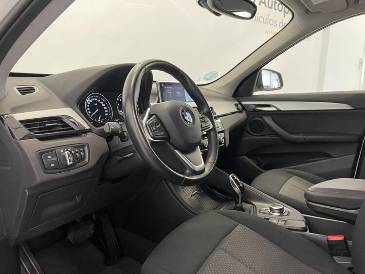 BMW X1 SDRIVE 18D foto 8