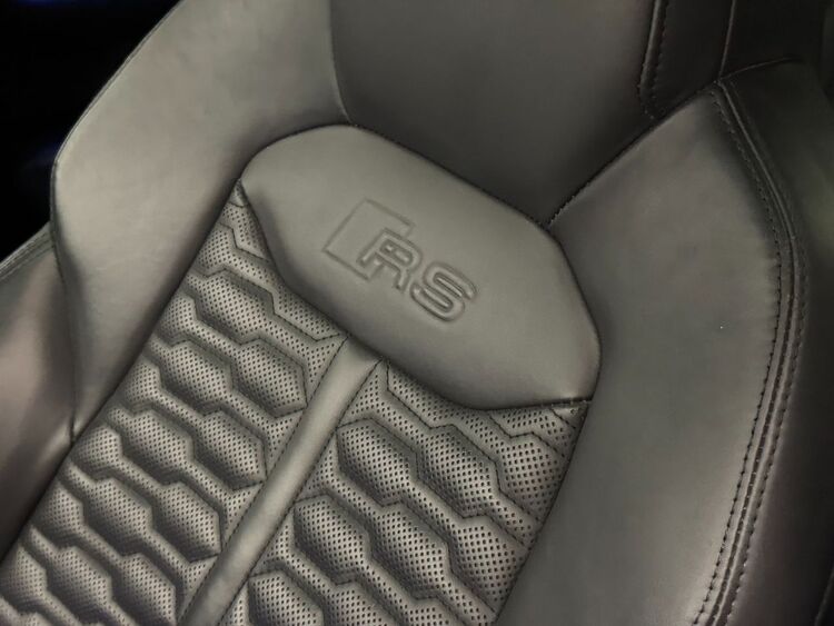 Audi RS Q8 RSQ8 foto 30