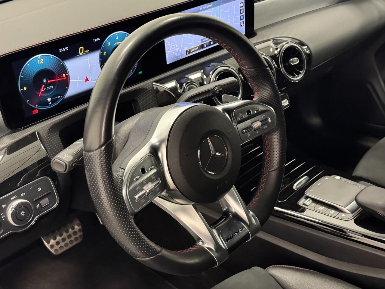 Mercedes CLA CLA 200 miniatura 19