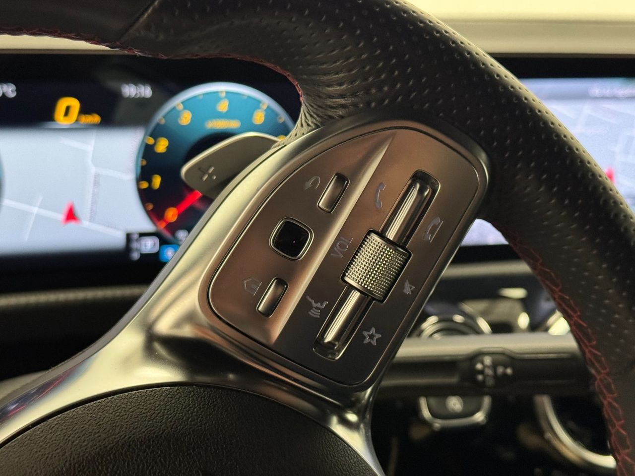 Mercedes CLA CLA 200 foto 24