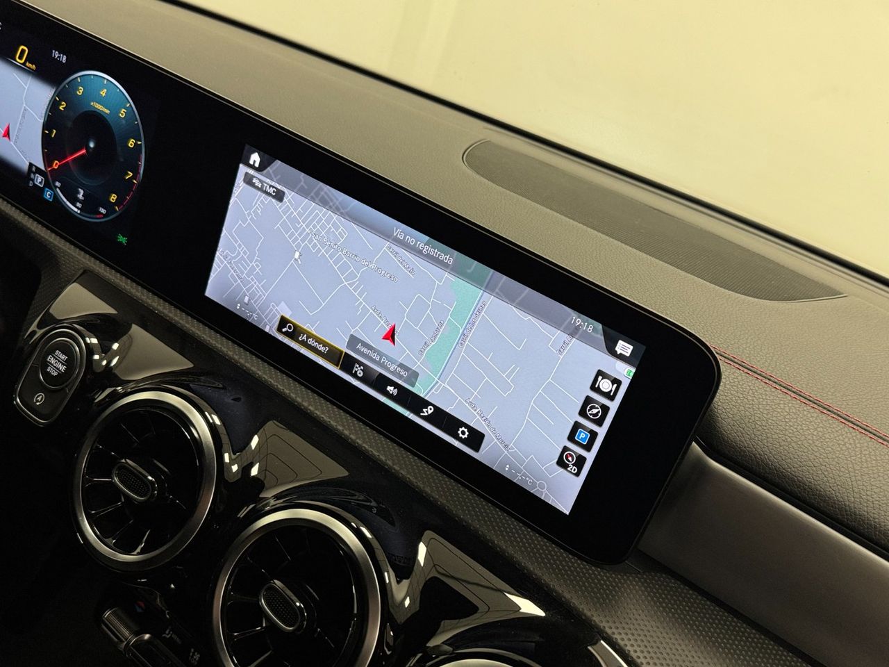 Mercedes CLA CLA 200 foto 31