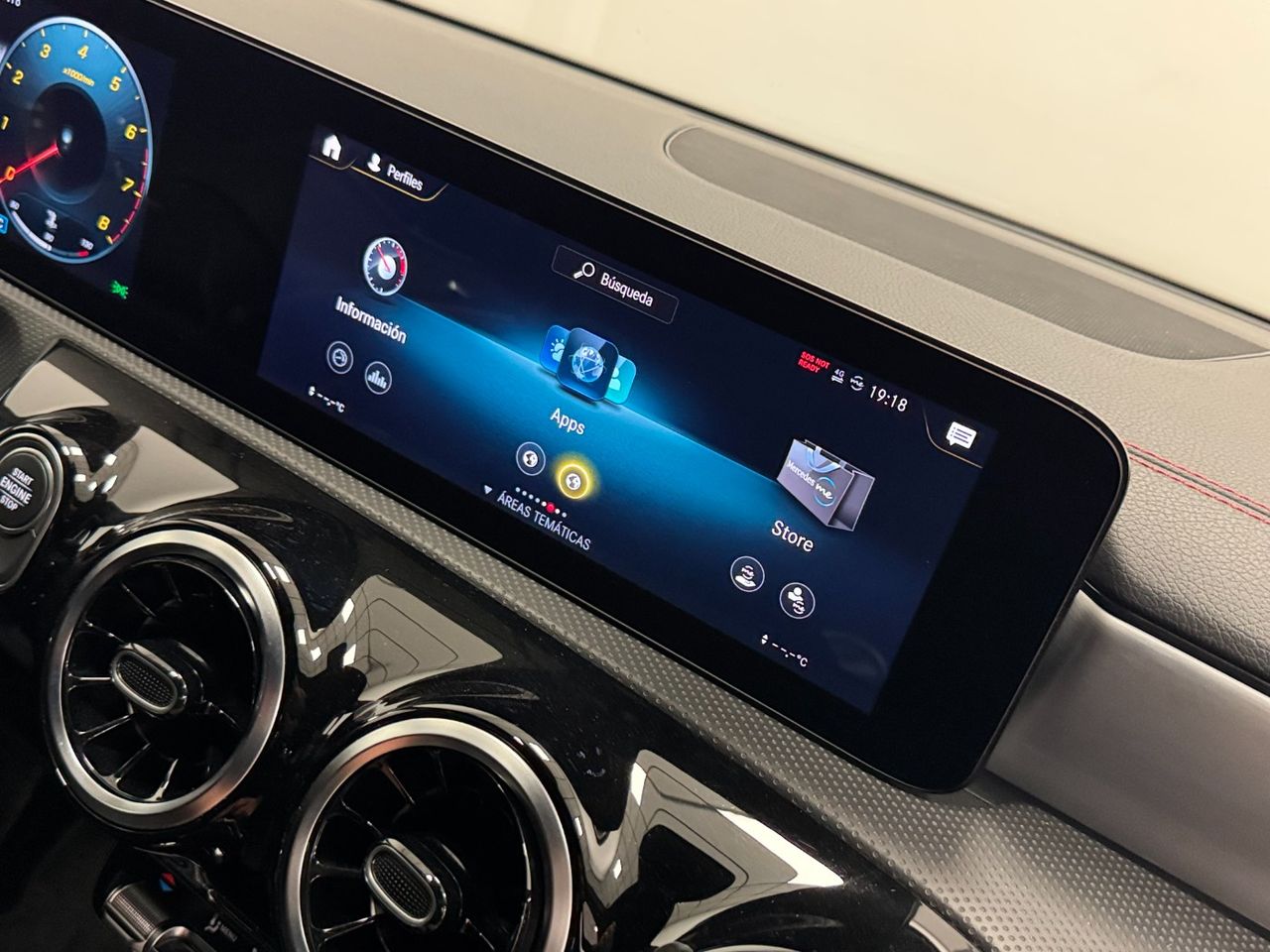 Mercedes CLA CLA 200 foto 34