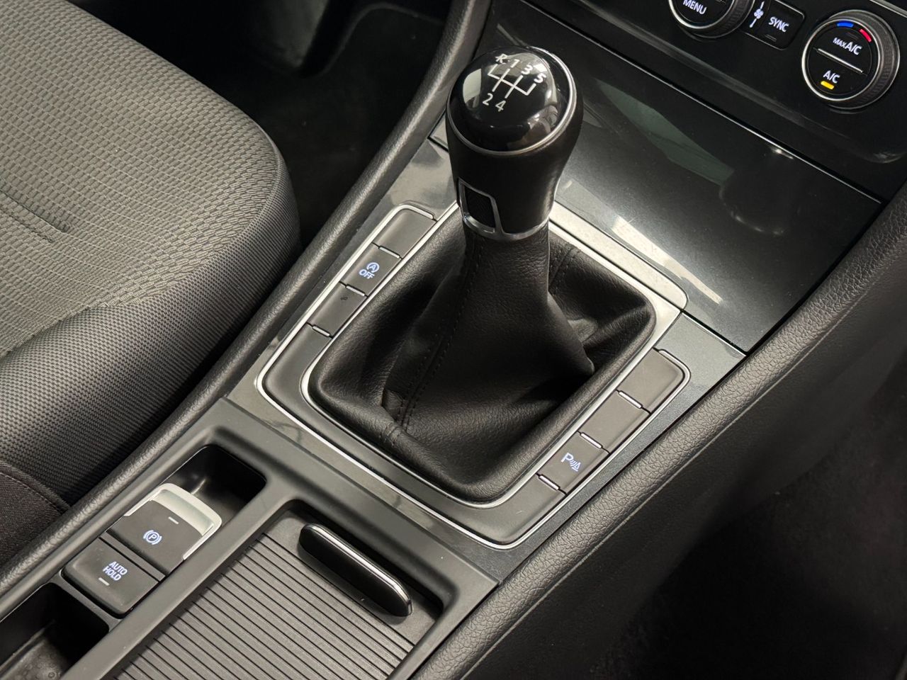 Volkswagen Golf Variant Advance 1.6 TDI 85 kW (115 CV) miniatura 41