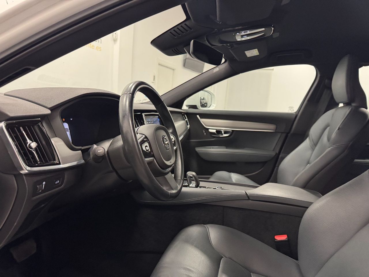 Volvo V90 CROSS COUNTRY B4 miniatura 15