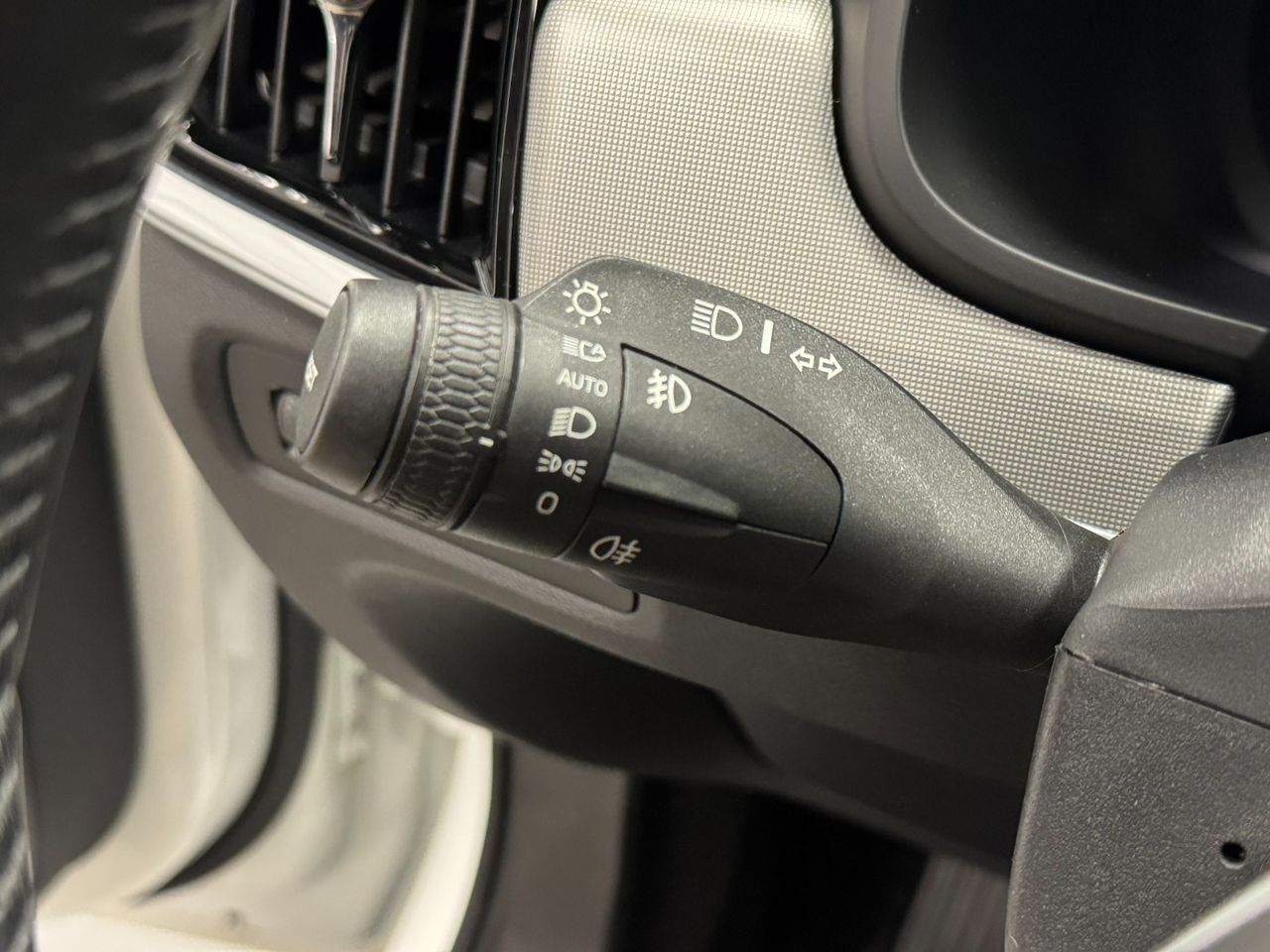 Volvo V90 CROSS COUNTRY B4 miniatura 22