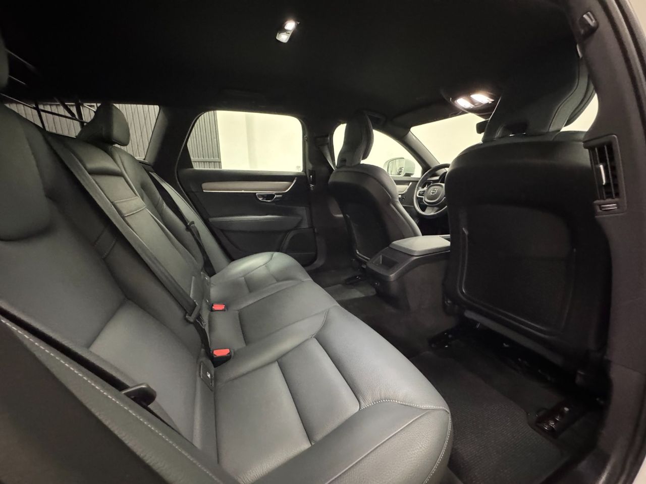 Volvo V90 CROSS COUNTRY B4 foto 45