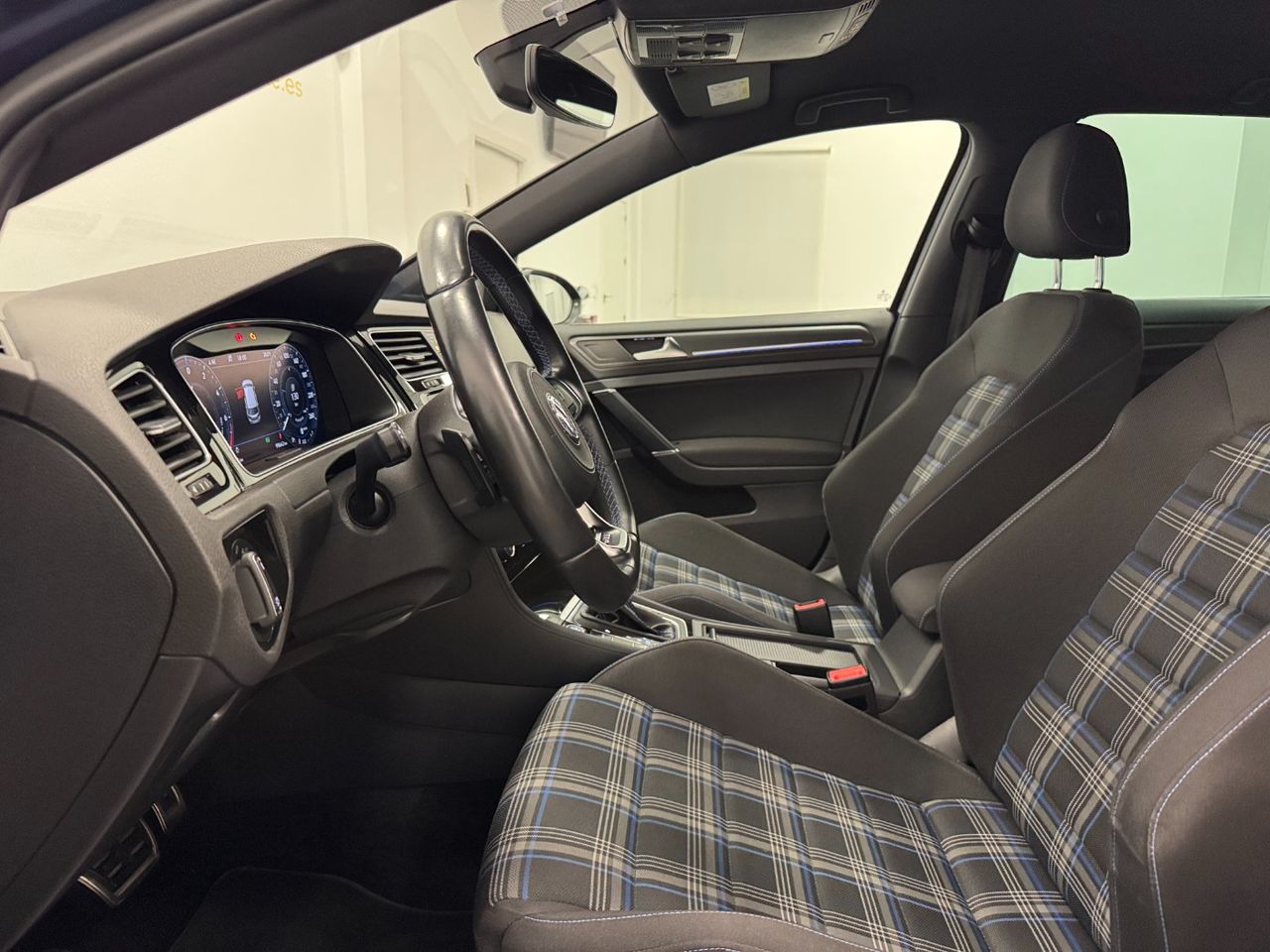 Volkswagen Golf GTE 1.4 TSI e-Power Híbrido enchufable 245 5p miniatura 16