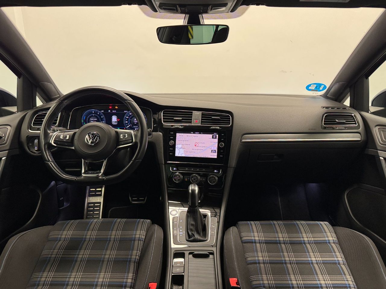 Volkswagen Golf GTE 1.4 TSI e-Power Híbrido enchufable 245 5p miniatura 10