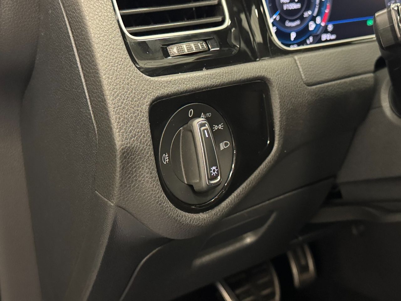 Volkswagen Golf GTE 1.4 TSI e-Power Híbrido enchufable 245 5p foto 20