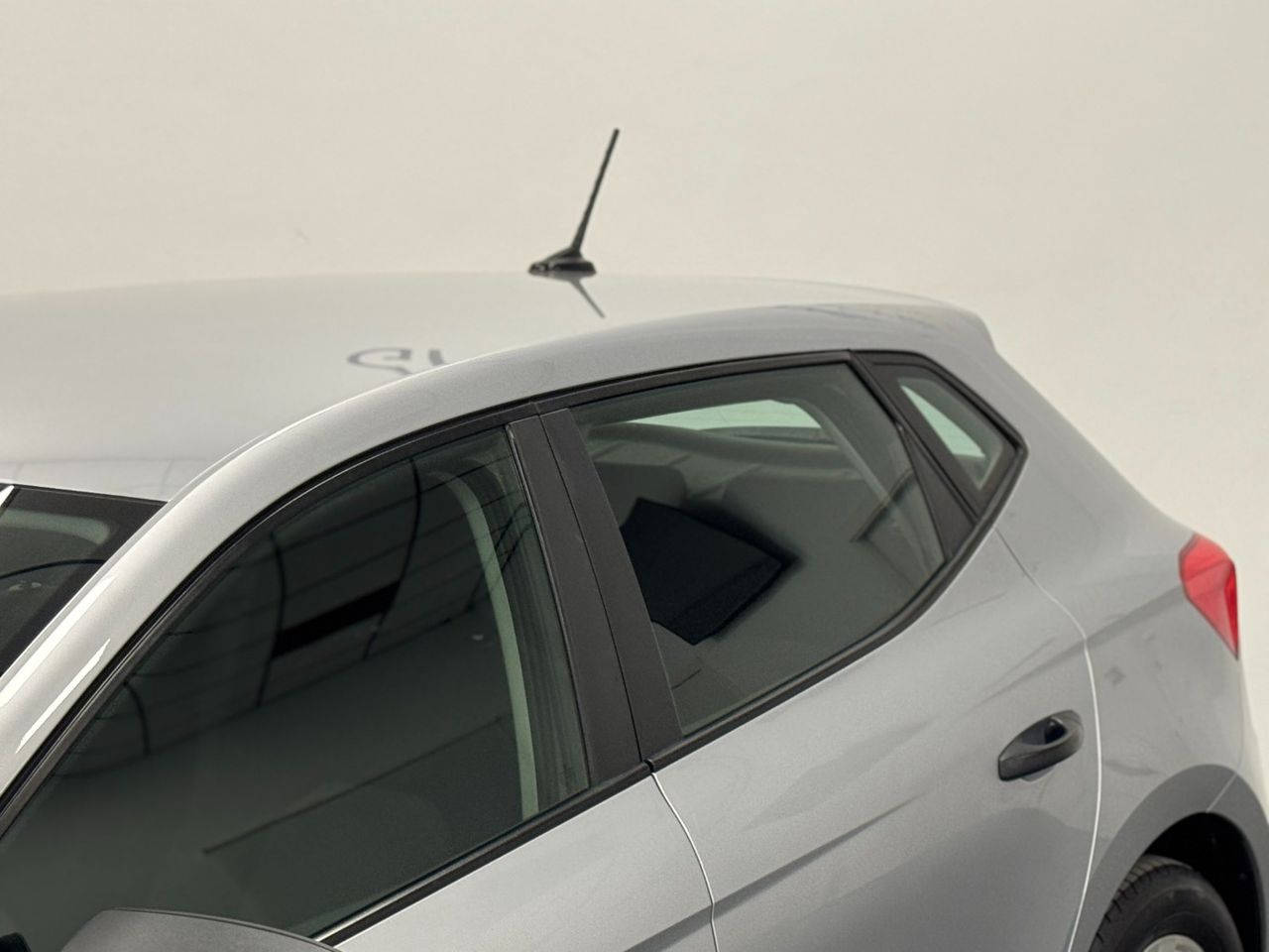 Seat Ibiza 1.0 MPI 59 kW (80 CV) Start&Stop Reference miniatura 42