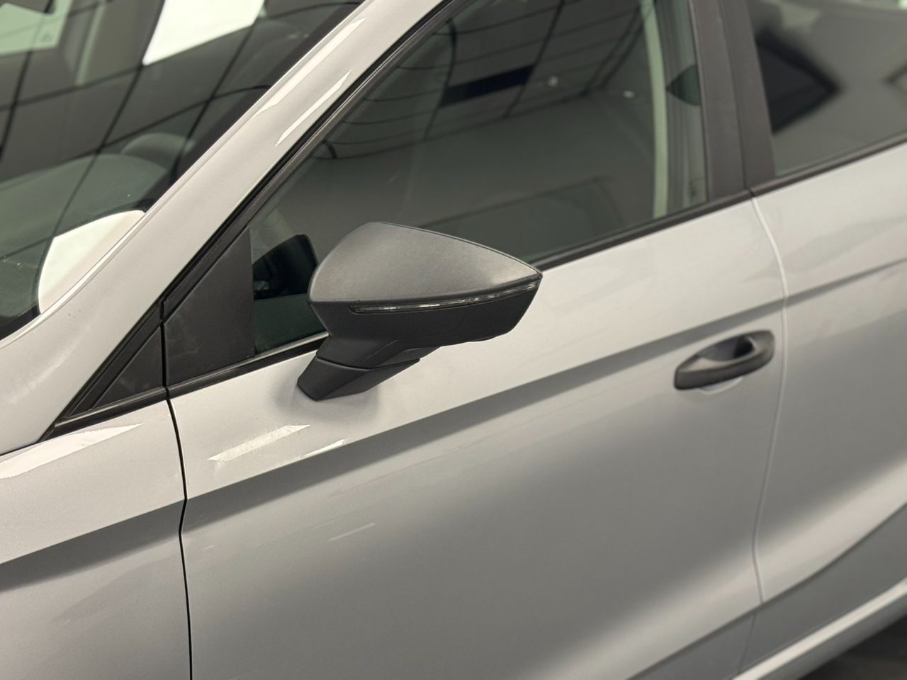 Seat Ibiza 1.0 MPI 59 kW (80 CV) Start&Stop Reference miniatura 43