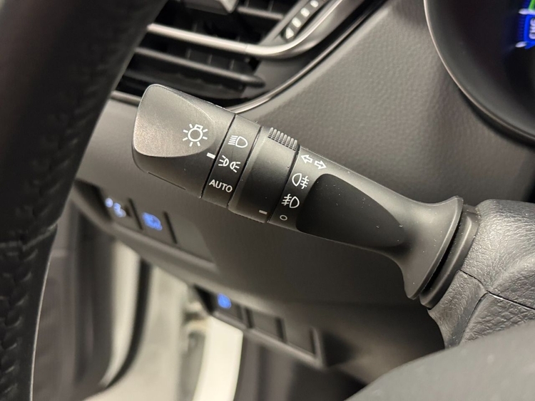 Toyota C-HR 180H ADVANCE foto 19