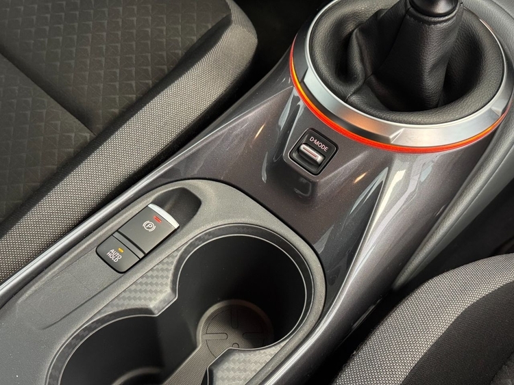 Nissan Juke N CONNECTA foto 40