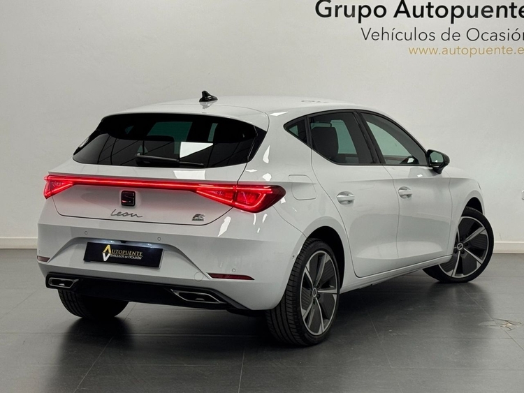 Seat Leon FR E-HYBRID foto 4