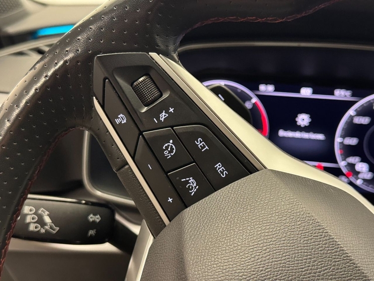 Seat Leon FR E-HYBRID foto 24