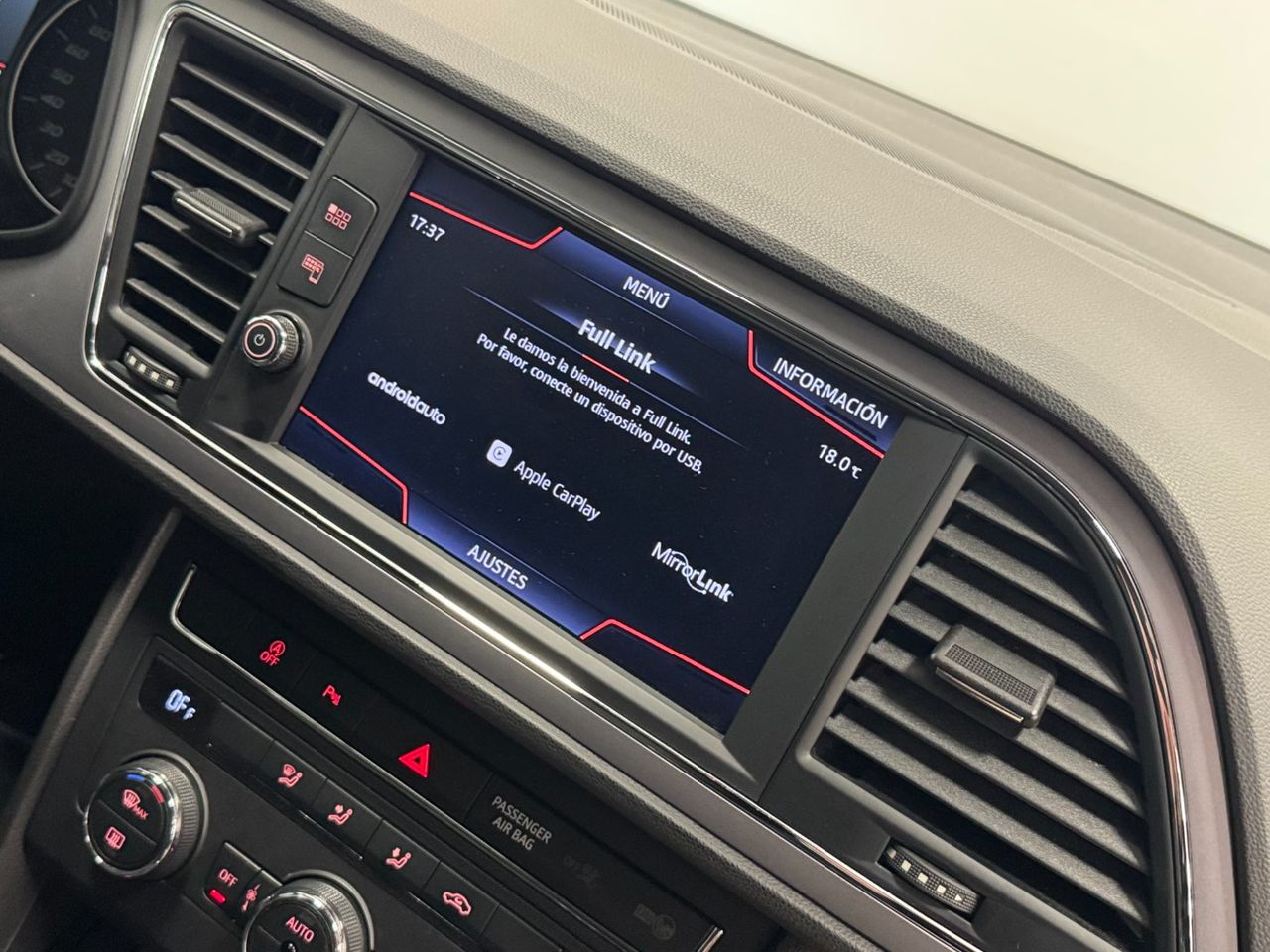 Seat Leon STYLE NAV 115CV miniatura 31