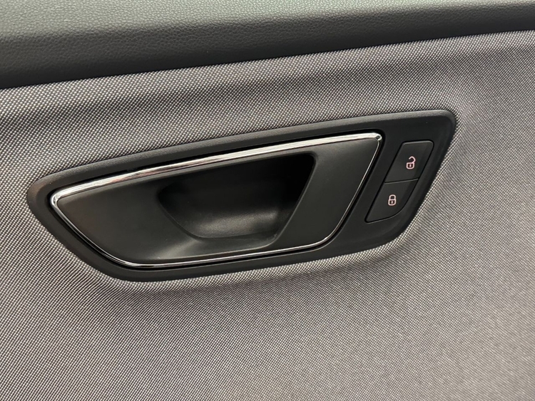 Seat Leon STYLE NAV 115CV foto 15