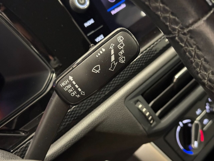 Volkswagen Polo LIFE foto 21