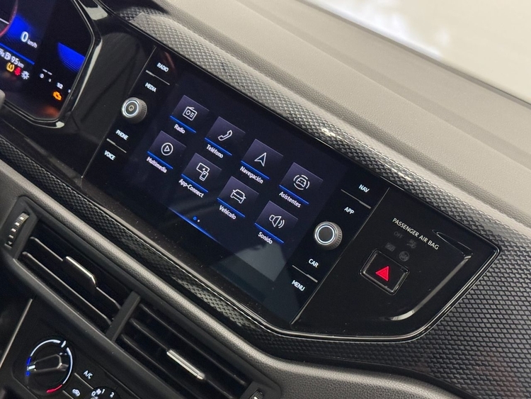 Volkswagen Polo LIFE foto 29