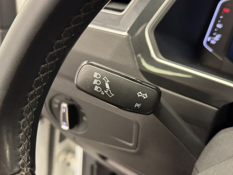 Volkswagen Tiguan R LINE foto 16