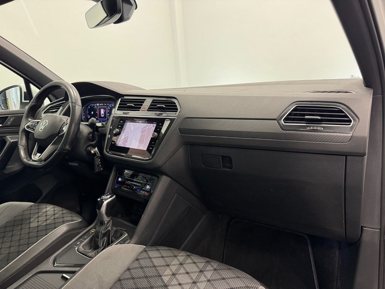 Volkswagen Tiguan R LINE foto 10