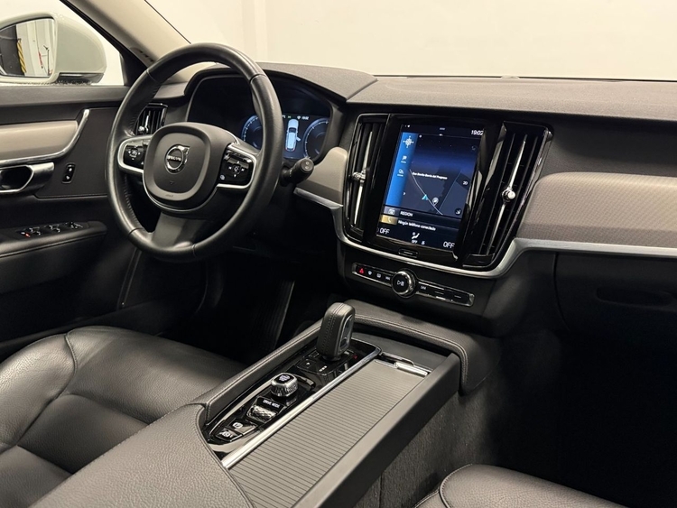 Volvo V90 MOMENTUM PRO AUTO BIRCH LIGHT foto 12