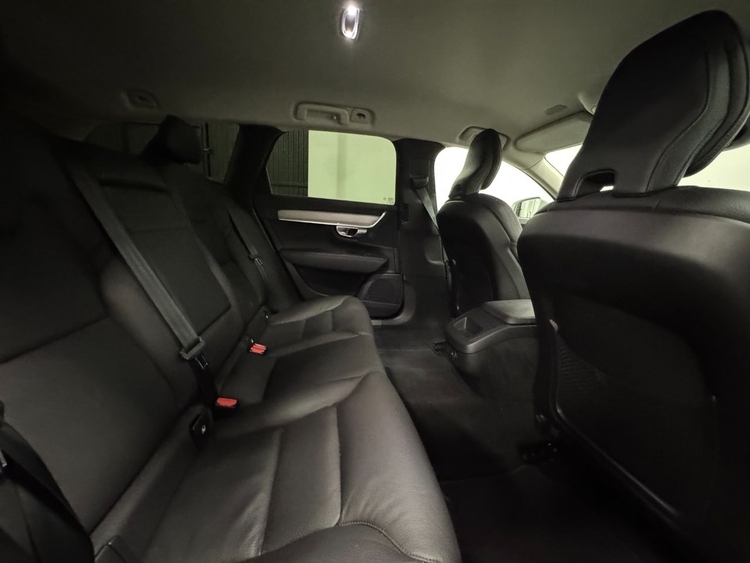 Volvo V90 MOMENTUM PRO AUTO BIRCH LIGHT foto 44