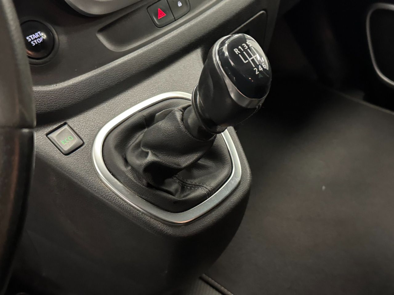 Renault Trafic Passenger Largo Energy Blue dCi 107 kW (145 CV) miniatura 19