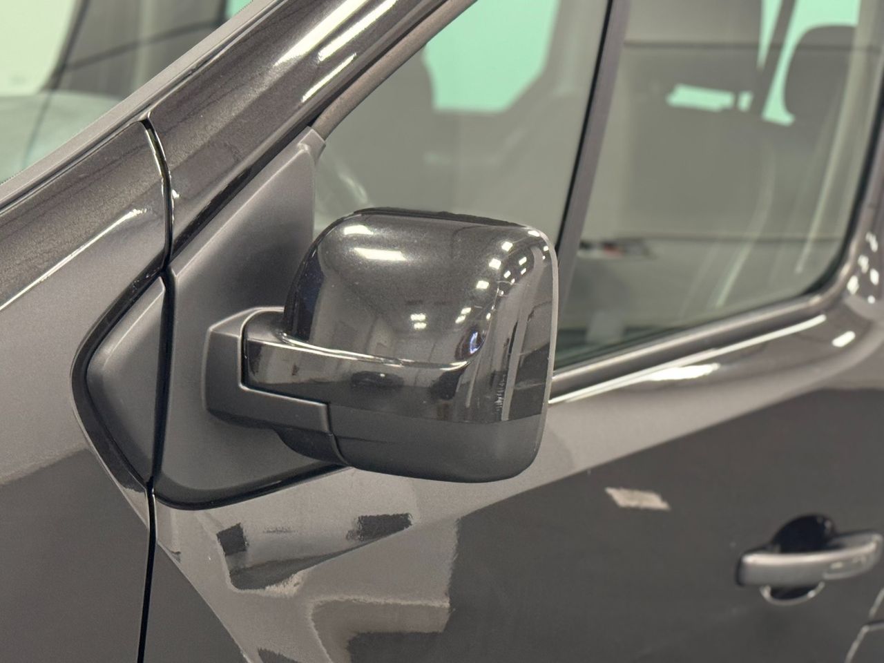 Renault Trafic Passenger Largo Energy Blue dCi 107 kW (145 CV) foto 34