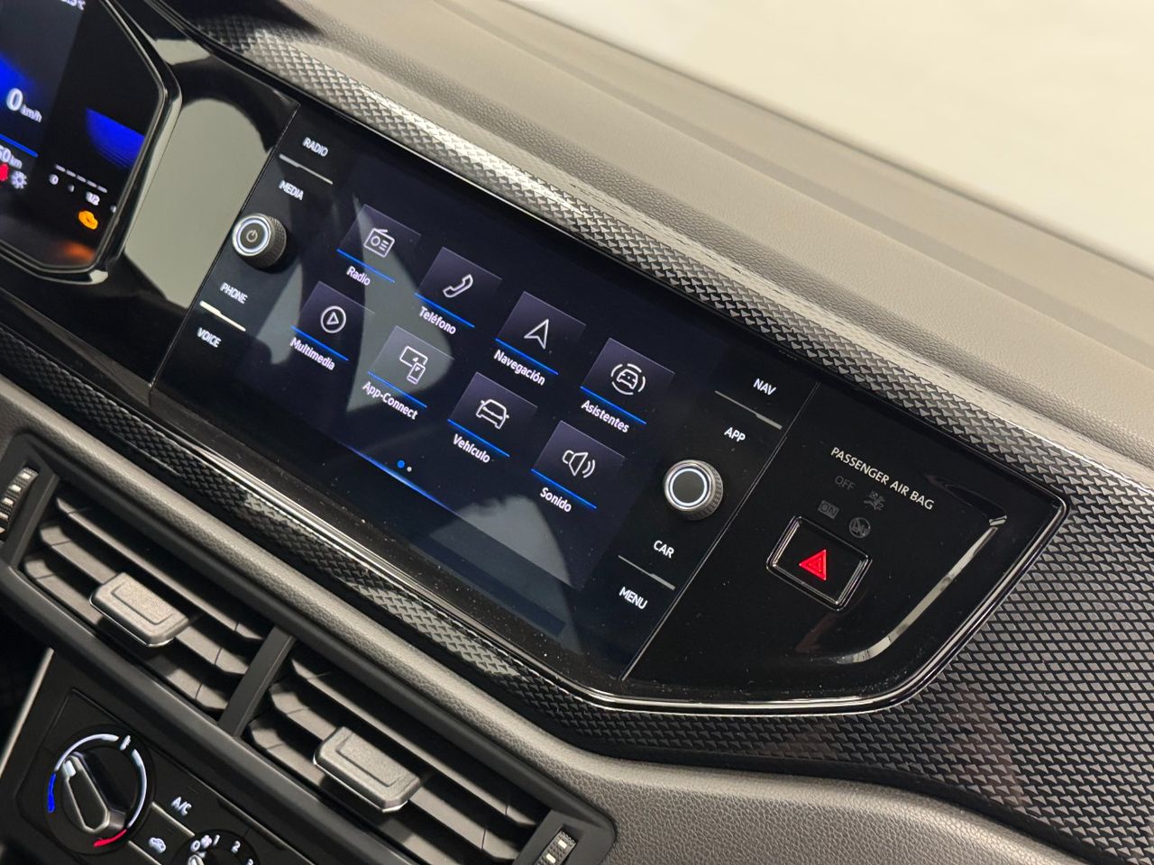 Volkswagen Polo LIFE miniatura 30