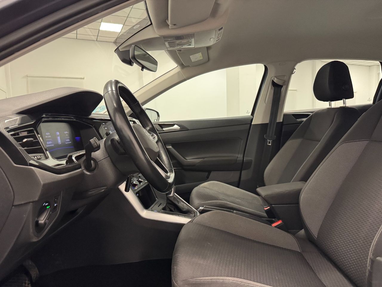 Volkswagen Polo LIFE foto 14