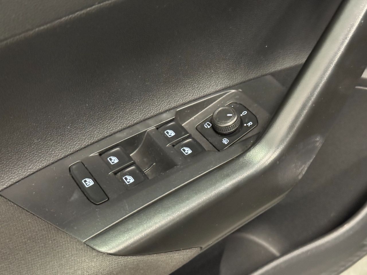 Volkswagen Polo LIFE foto 15