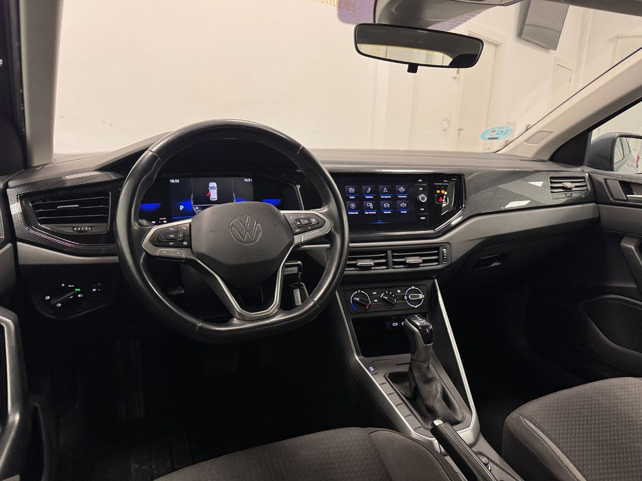 Volkswagen Polo LIFE foto 9