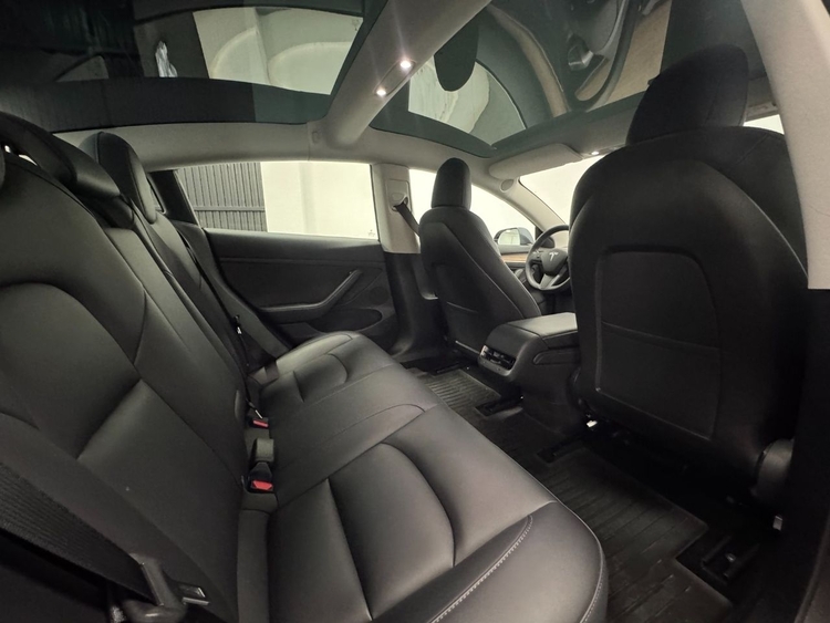 Tesla Model 3 Tracción integral Performance foto 38