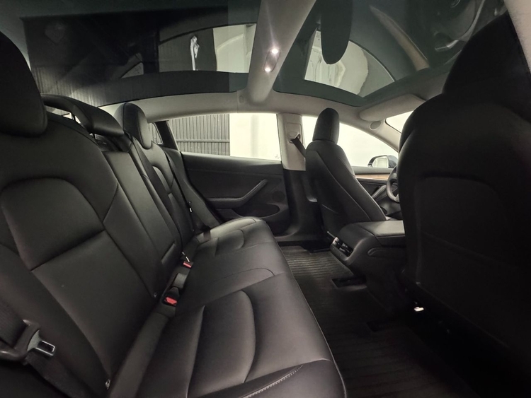 Tesla Model 3 Tracción integral Performance foto 39