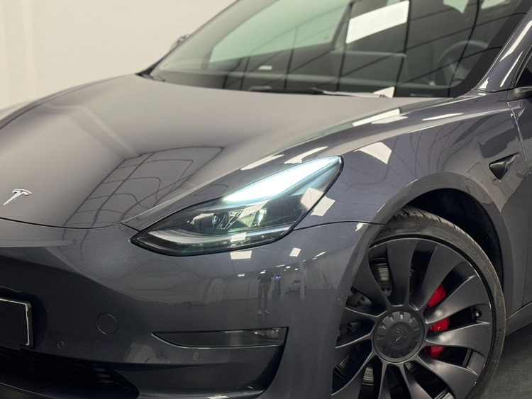 Tesla Model 3 Tracción integral Performance foto 43