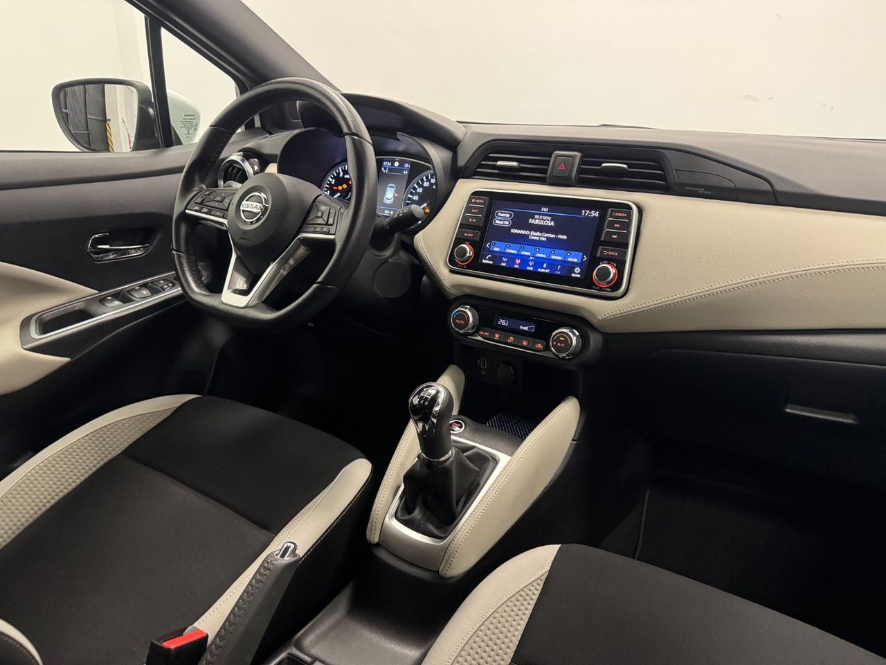 Nissan Micra TEKNA miniatura 12