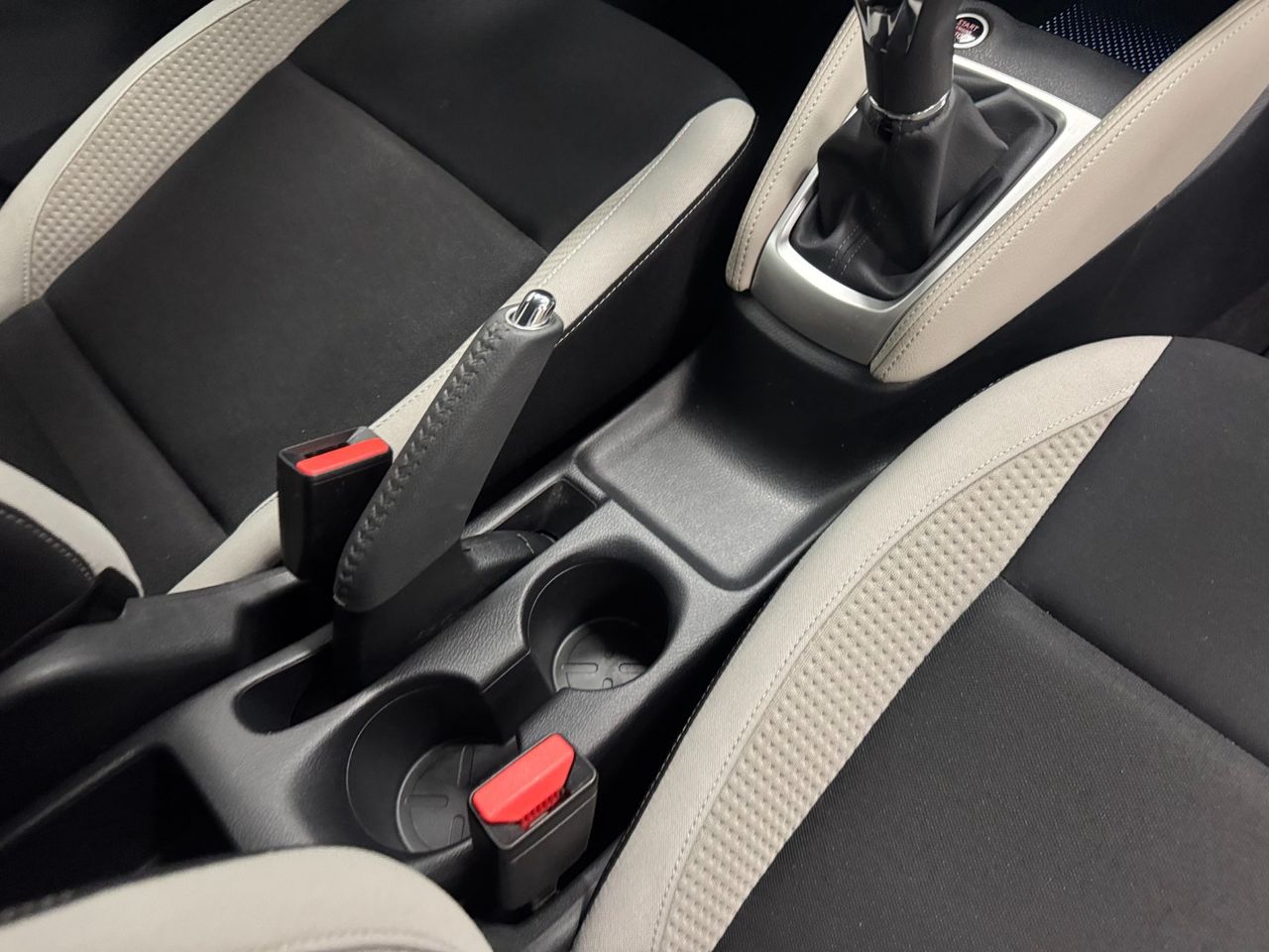 Nissan Micra TEKNA miniatura 42