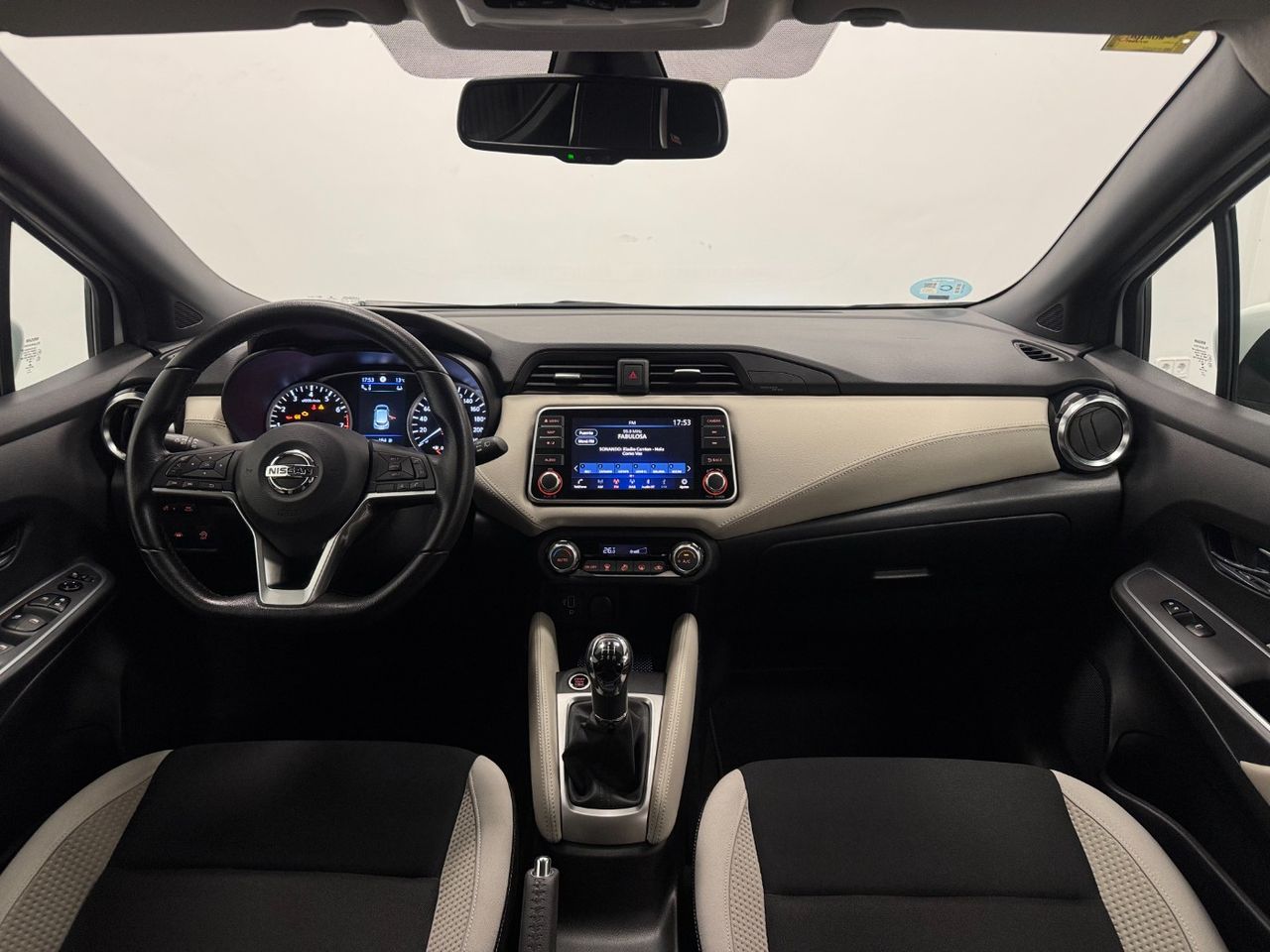 Nissan Micra TEKNA miniatura 10