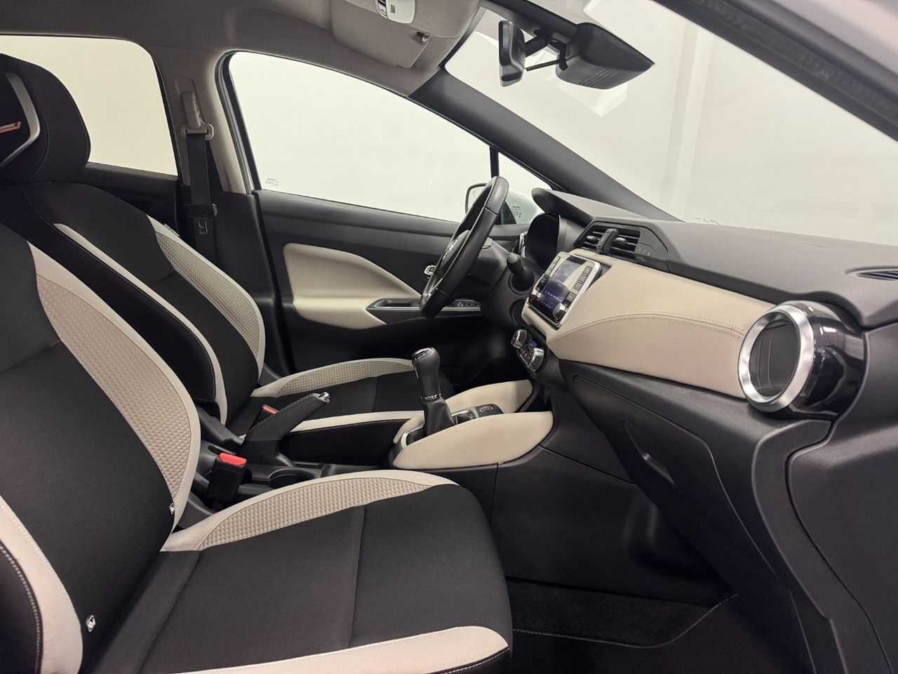 Nissan Micra TEKNA foto 32