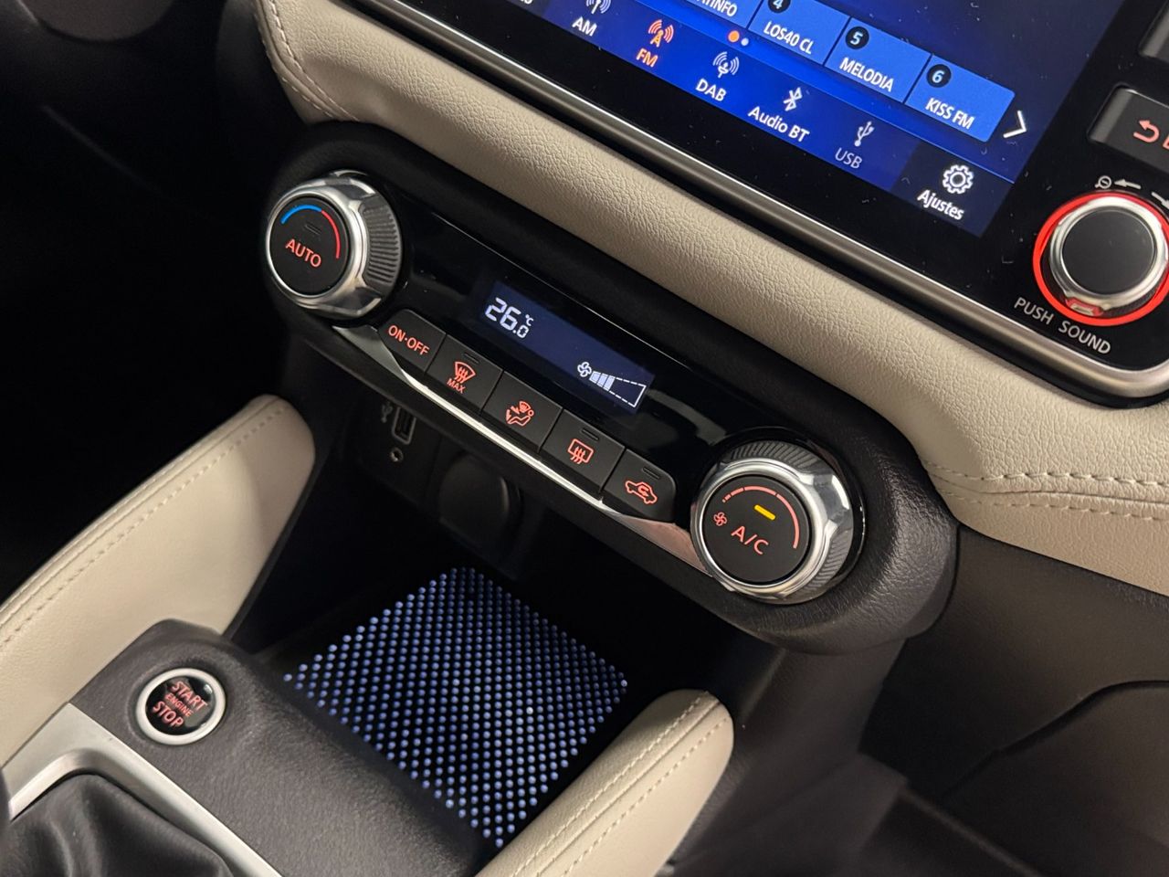 Nissan Micra TEKNA foto 39