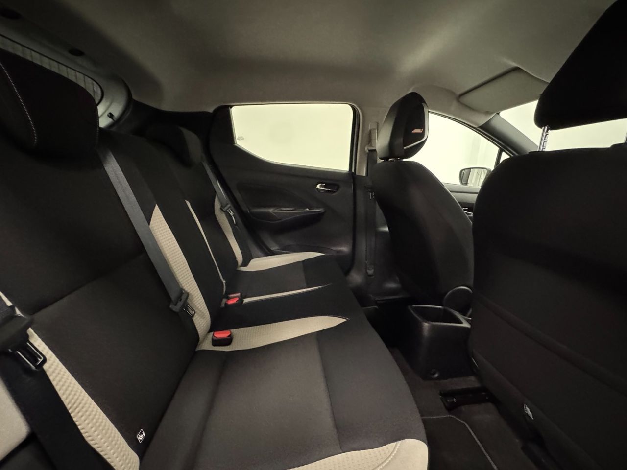 Nissan Micra TEKNA foto 44