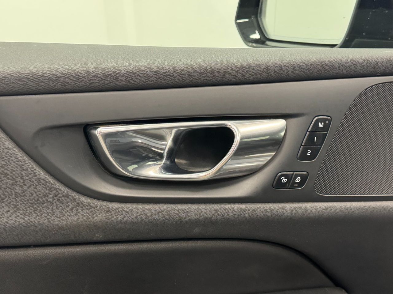 Volvo V60 B4 D PLUS DARK AUTO foto 15